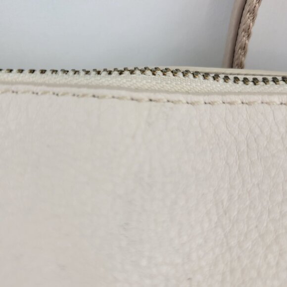 The Sak Leather Crossbody Bag With Adjustable Strap & Zip Closure Stone & Blush - Picture 5 of 15